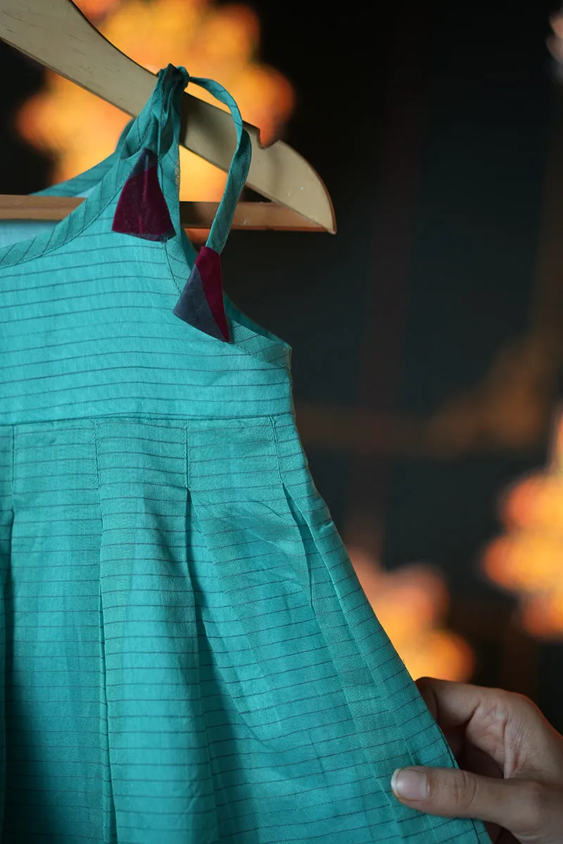 Dahlia sleeveless infant pleated dress in handwoven cotton silk (0-12 months)